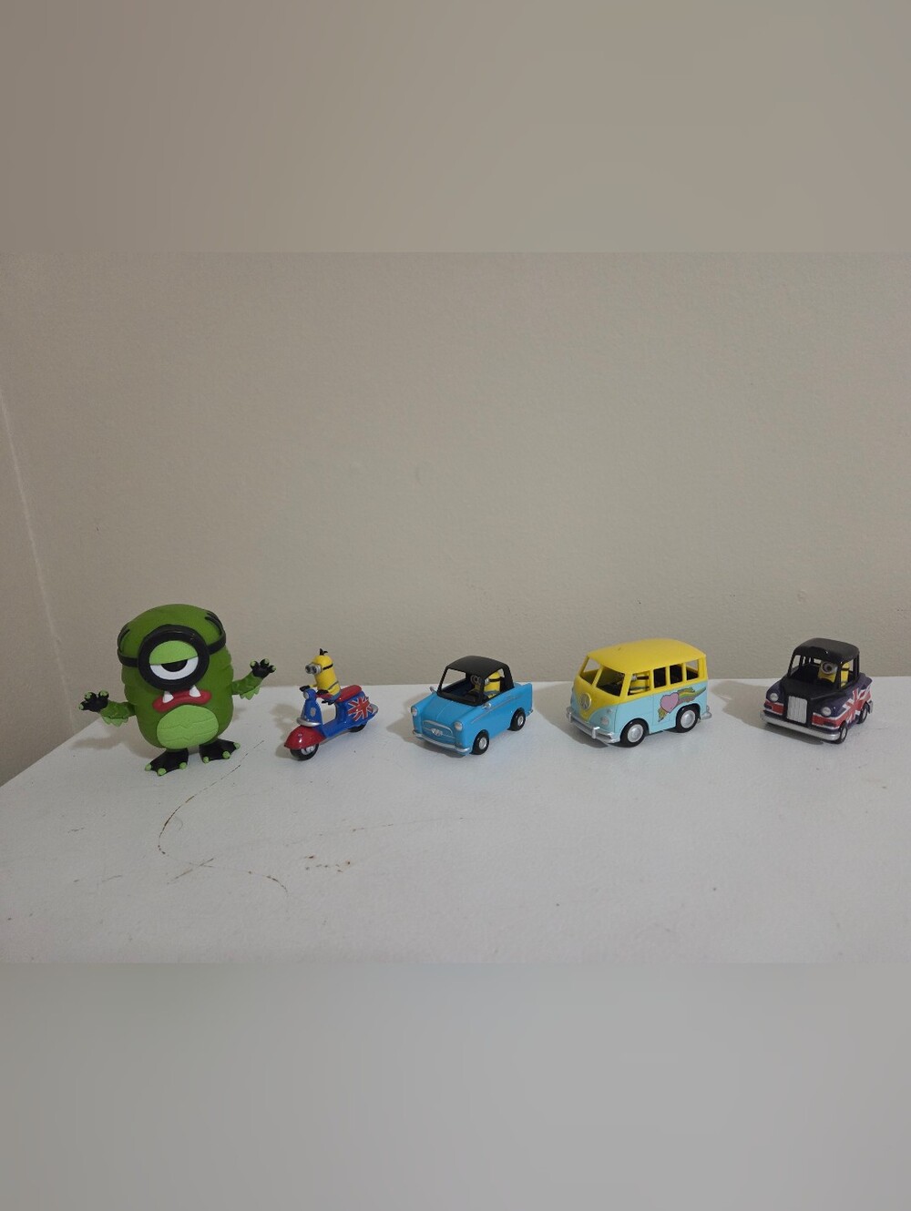 Despicable Me Minion Made Die-Cast Toy Cars And Funko Figure